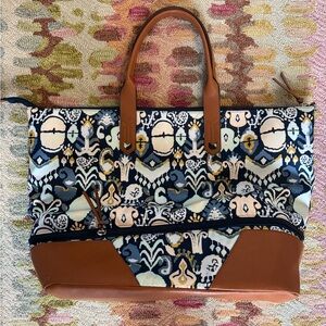 Stella & Dot "The Jetsetter" Weekender travel bag